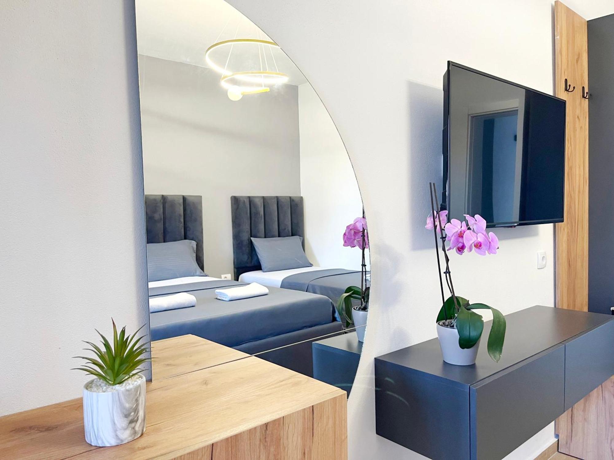Supreme Luxury Apart otel Ülgün Dış mekan fotoğraf